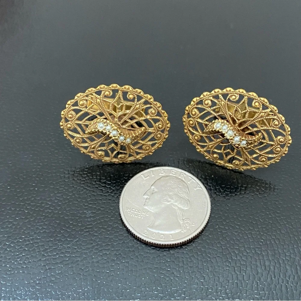 Vintage Unsigned Gold-tone Filigree Micro Pearl Beads Oval Cufflinks